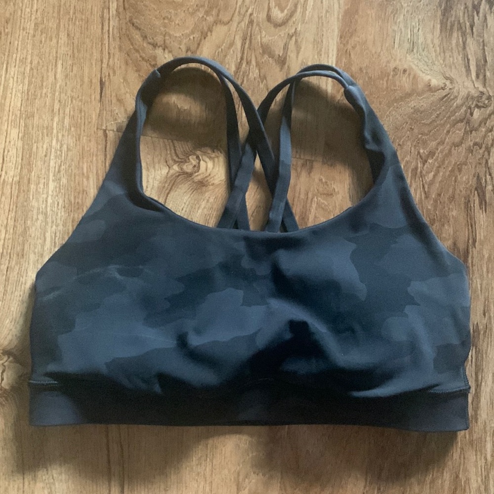 Lululemon energy sports bra size 6 medium support